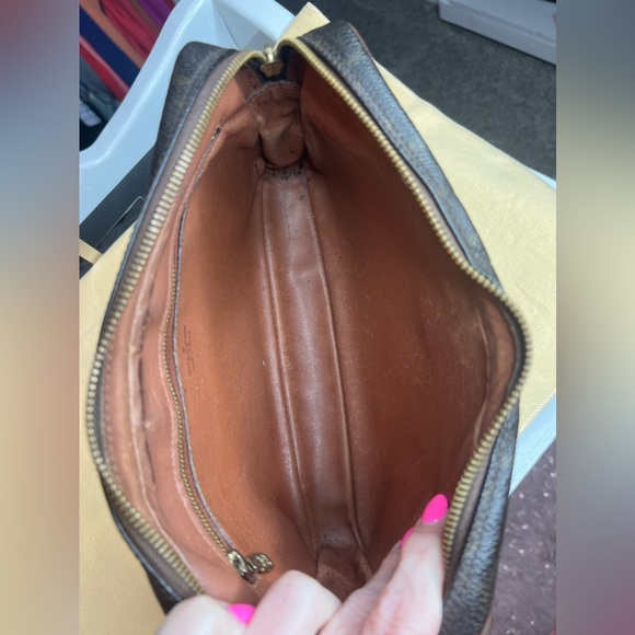 Authentic Louis Vuitton Clutch - Picture 10 of 12